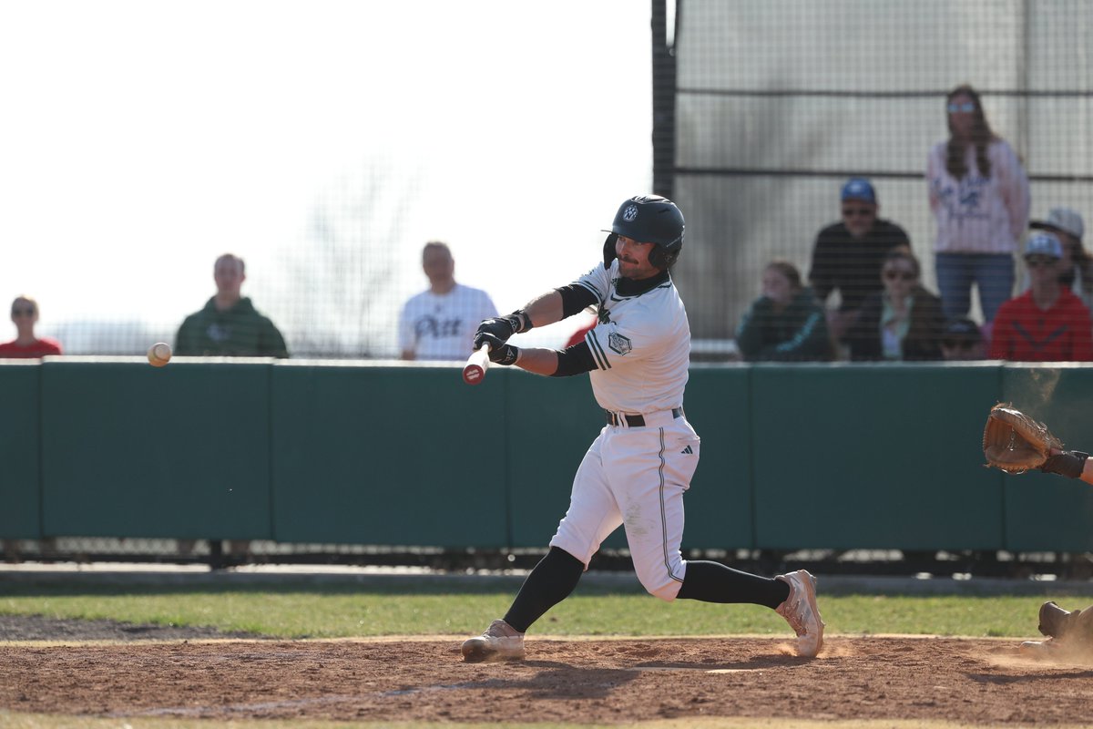 bearcatsports's tweet photo. The @NWBearcatBSB team swept the Pittsburg State Gorillas on an 11th-inning walk off RBI-single from Frank Gall in the final game of the three-game series with a 9-8 triumph.

The Bearcats overcame a six-run deficit after allowing the Gorillas to take a 6-0 lead in the second inning.

https://t.co/YPoVAgAe3c

#OABAAB