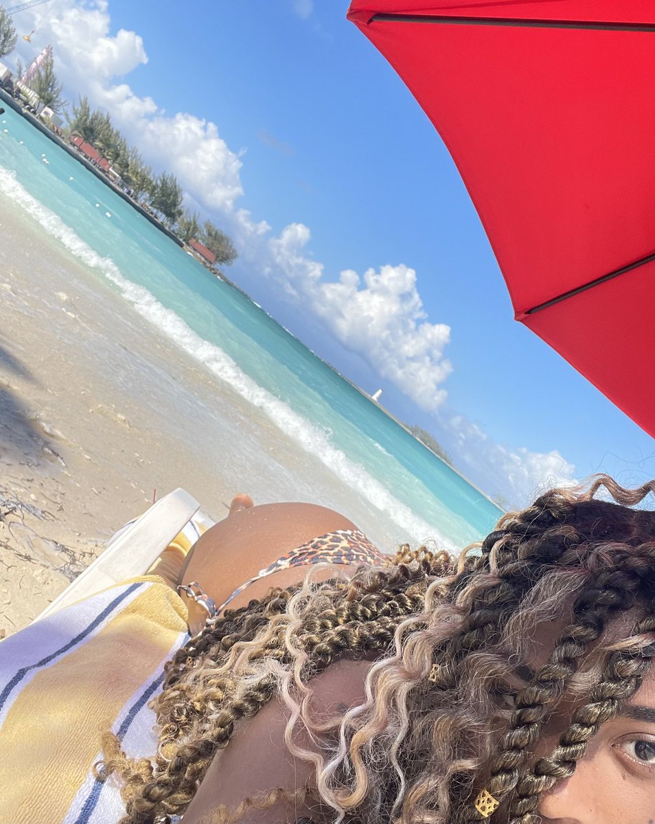 lil seltzer tweet media