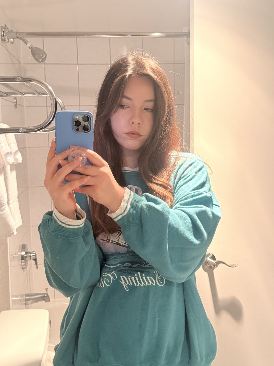 cynsitive tweet media