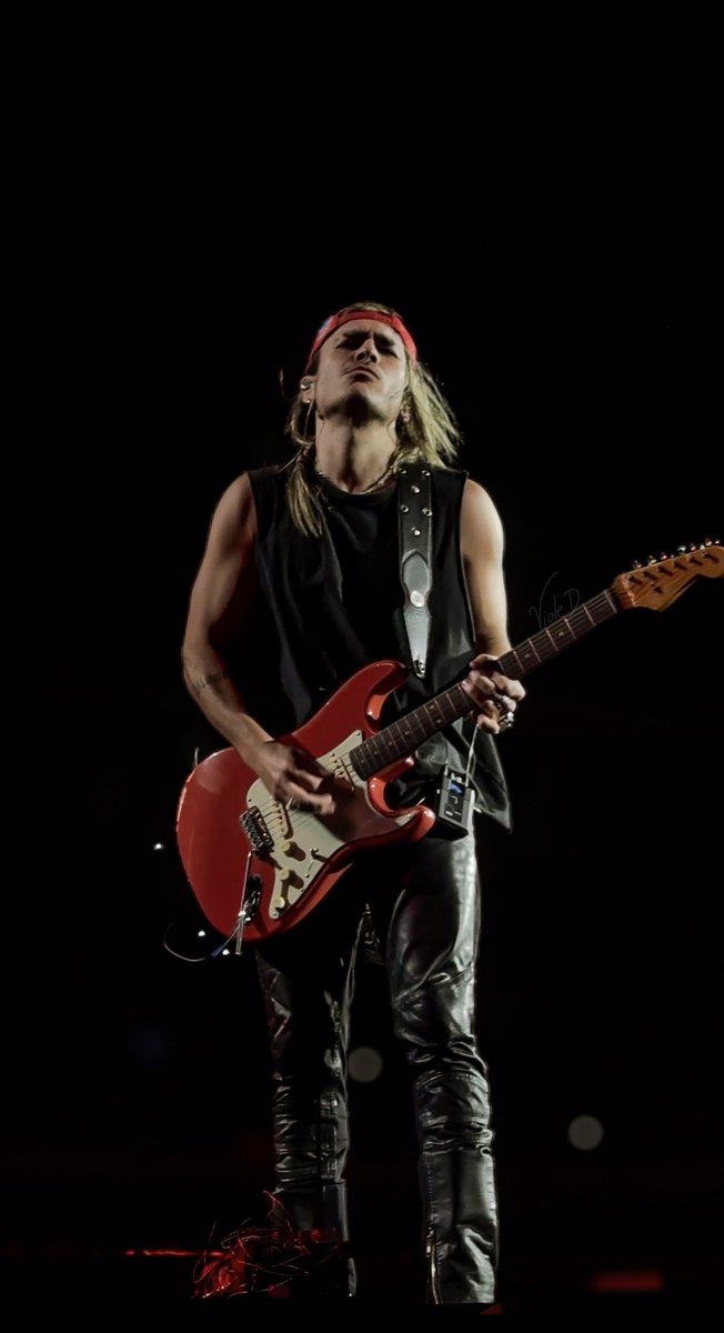 biole 🪬 tweet media