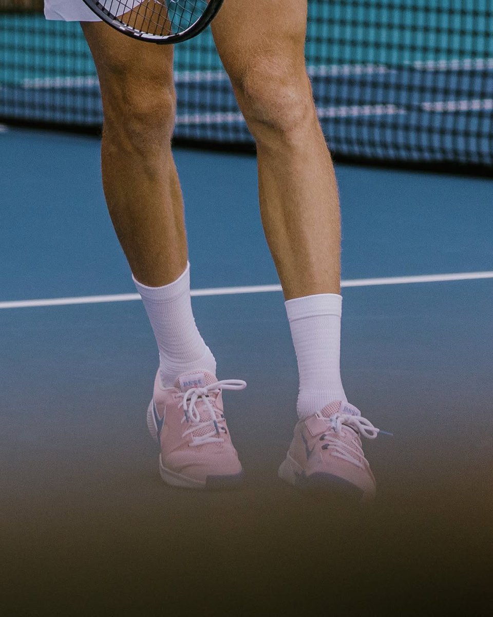 sinncedes's tweet photo. thank u pink kit for restoring my faith in this sport. we shall remember ur services forever https://t.co/Ou2LO86svf