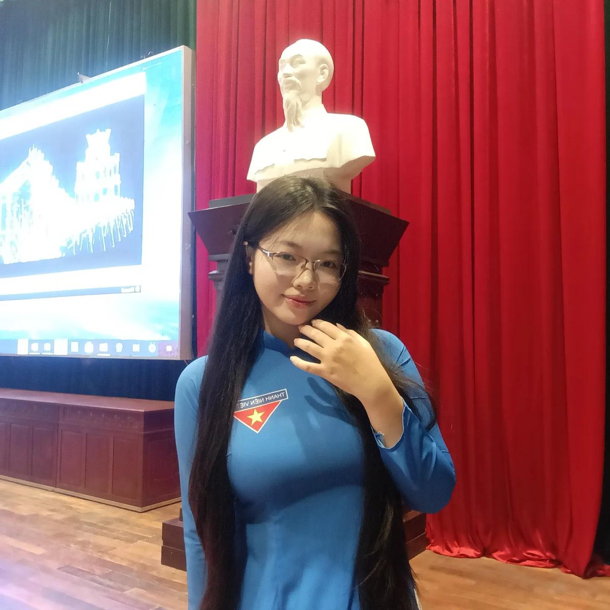 Huyền Trang tweet media