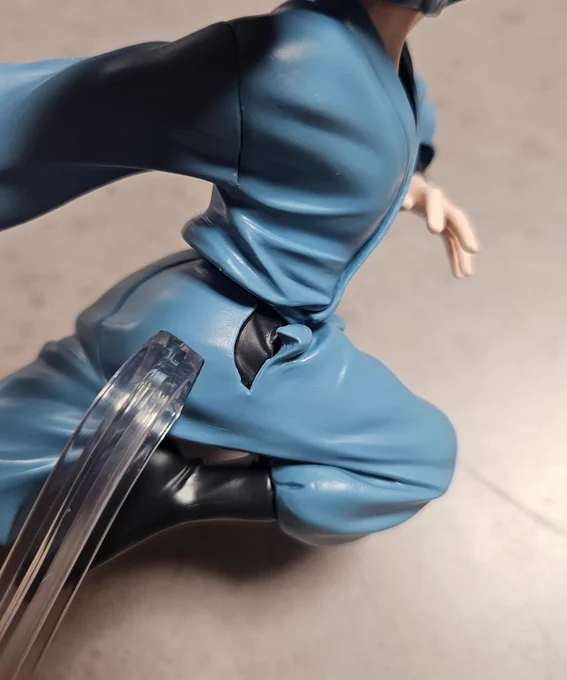プライズの利吉さんさすがにお顔強すぎるし手の甲と指先が最高