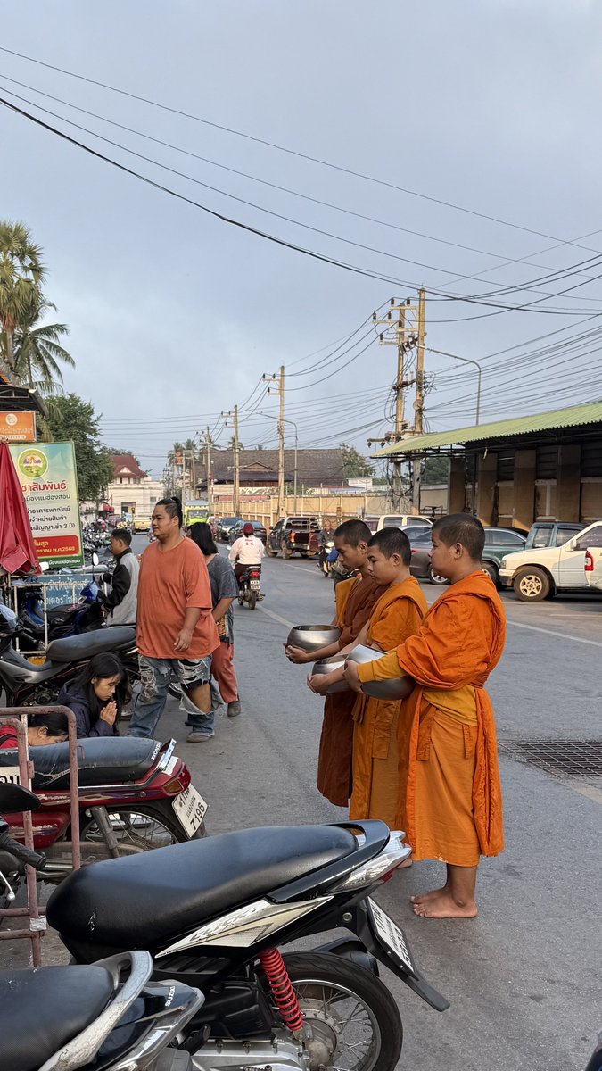 三幸貿易公式 tweet media