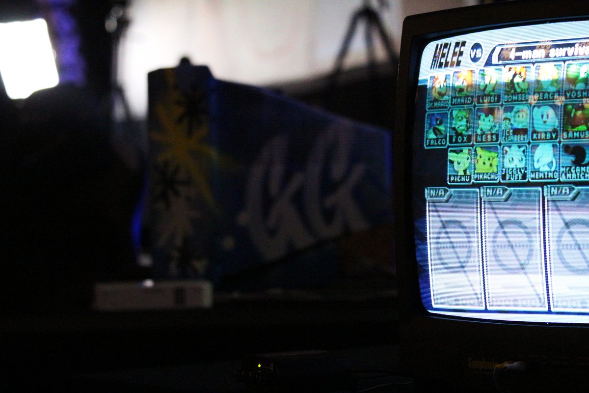 Gloss | Jem 🎄 tweet media