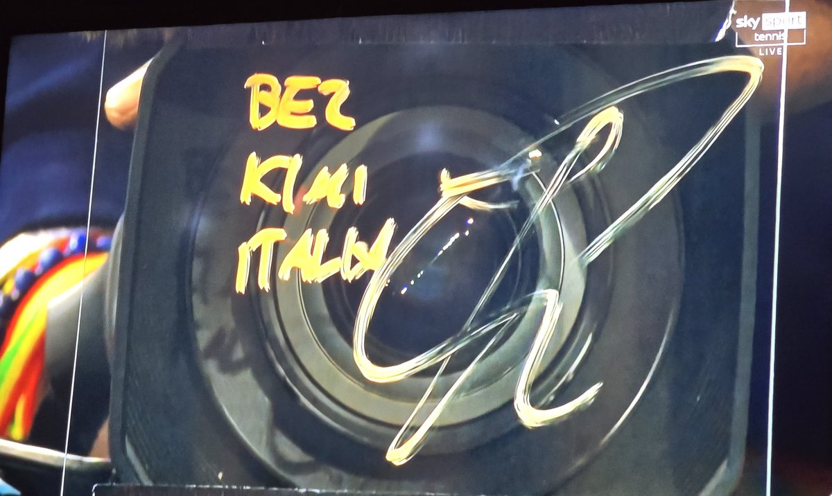 Giulia🌻 tweet media