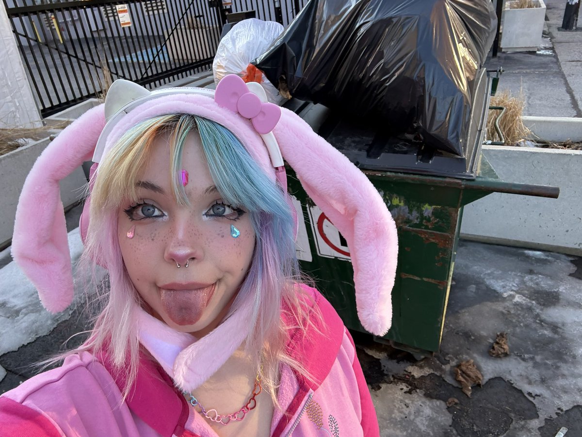 ᯓ★ the whimsy foid 🌈🍒 tweet media