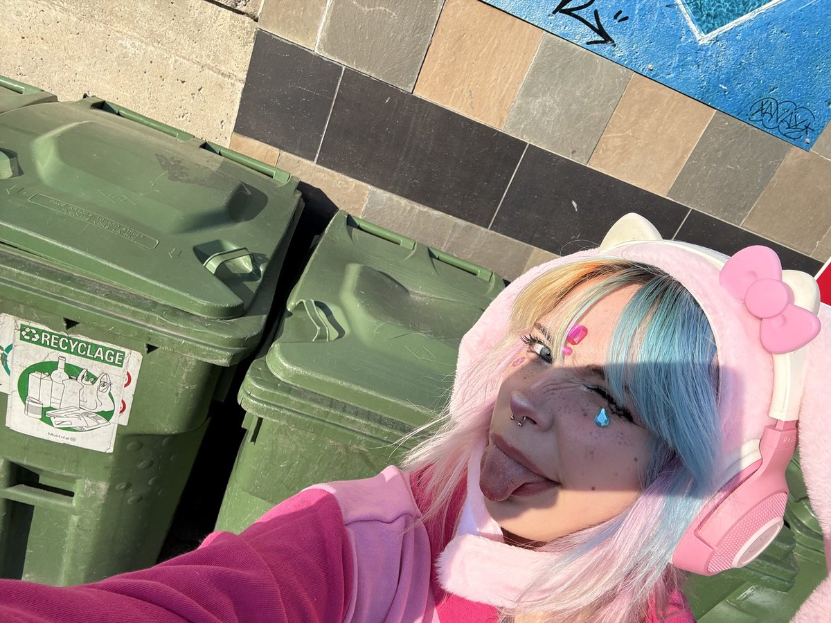 ᯓ★ the whimsy foid 🌈🍒 tweet media