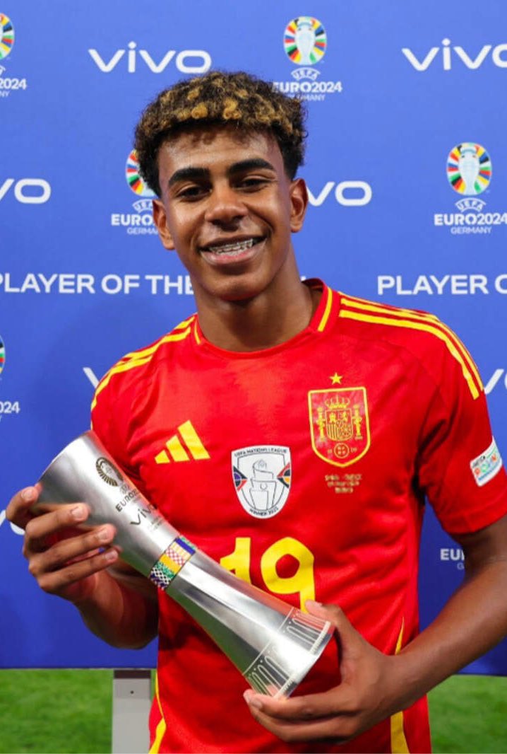 Mcegasms1 tweet media