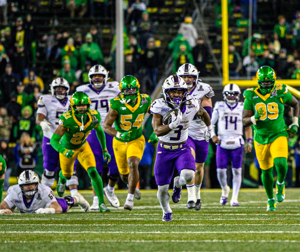 Blessed to have received an offer from James Madison University!💜 <a href="/PeaglerWilliam/">William Peagler</a> <a href="/coach_bnapier/">Billy Napier</a> <a href="/EdOBrienCFB/">EdOBrienCFB</a> <a href="/BrianDohn247/">BrianDohn247</a> <a href="/SWiltfong_/">Steve Wiltfong</a> <a href="/ChadSimmons_/">ChadSimmons</a> <a href="/WilsonBulldogs/">Wilson Bulldogs Football</a>