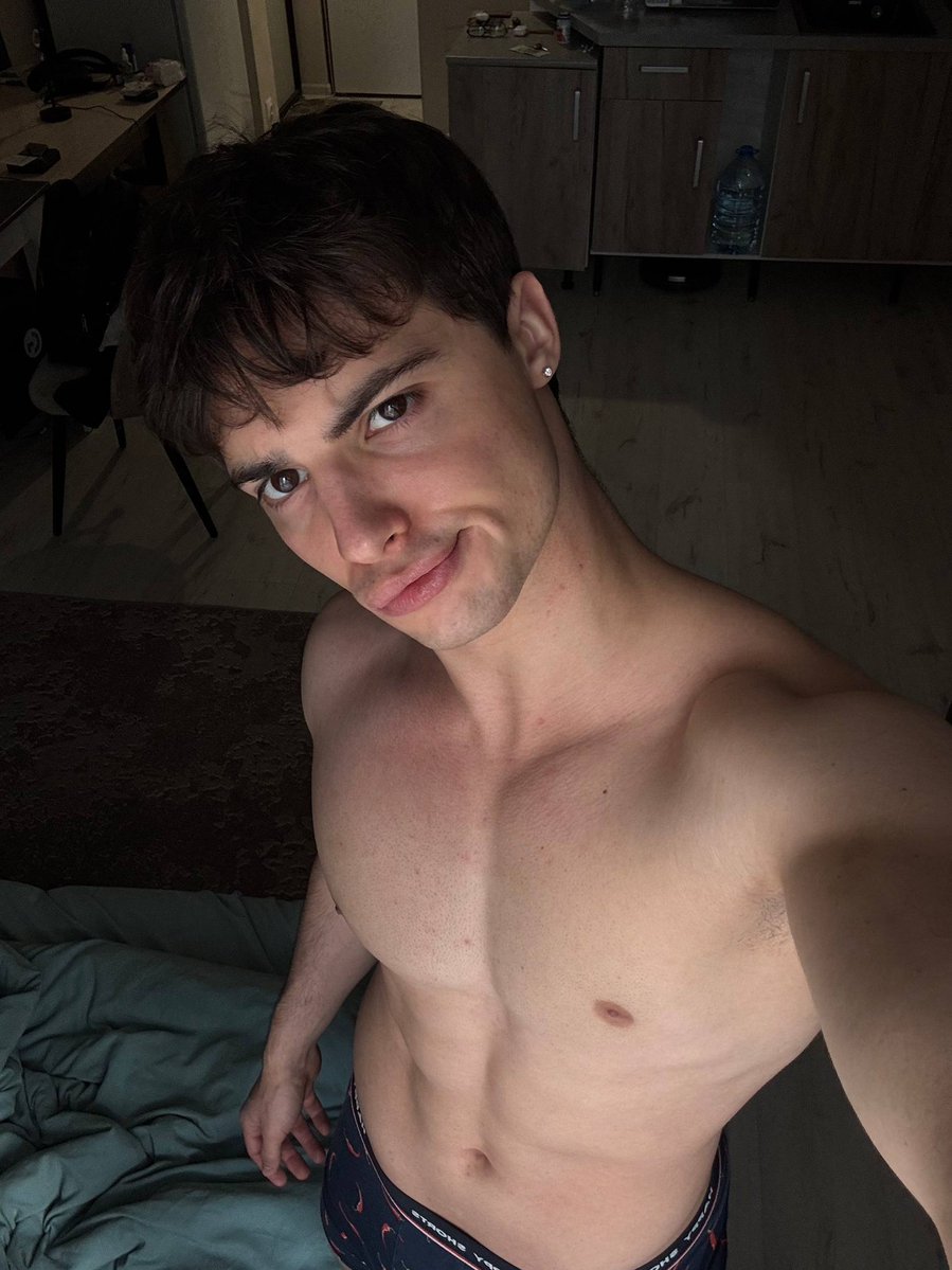 MARKEKII 🔞 tweet media