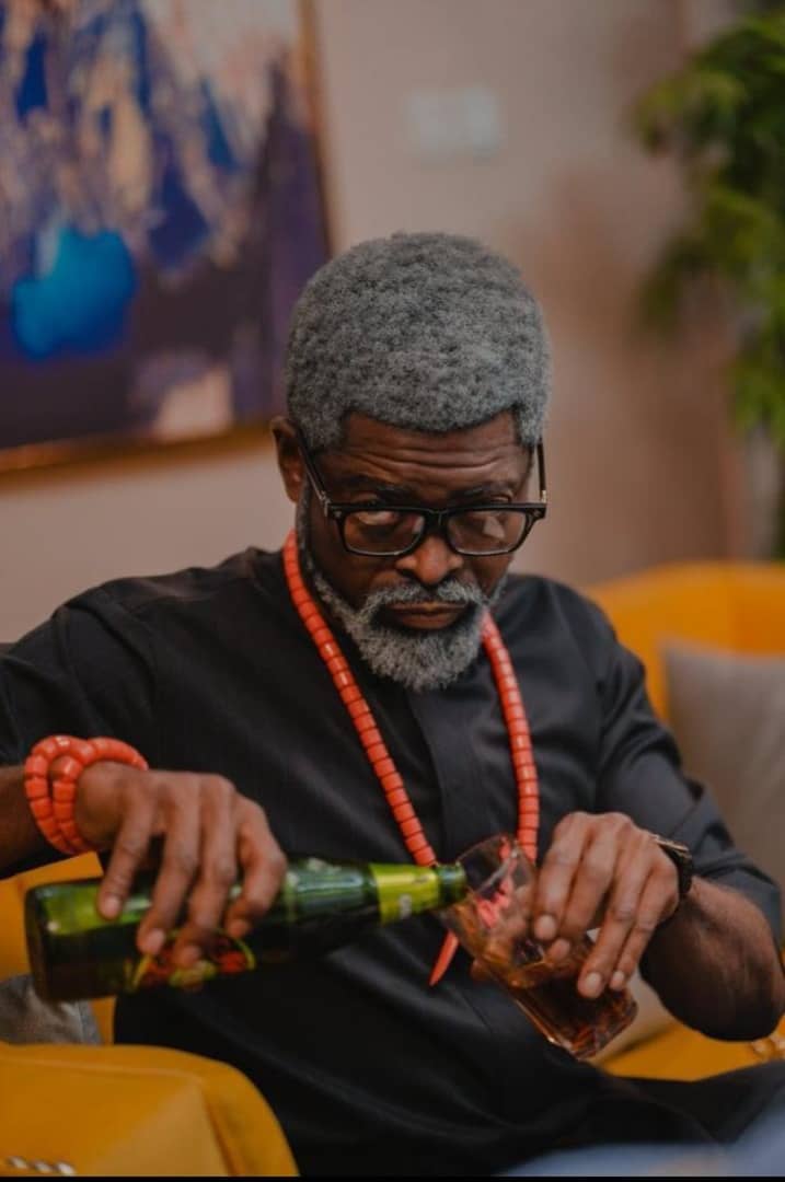 Presence00 tweet media