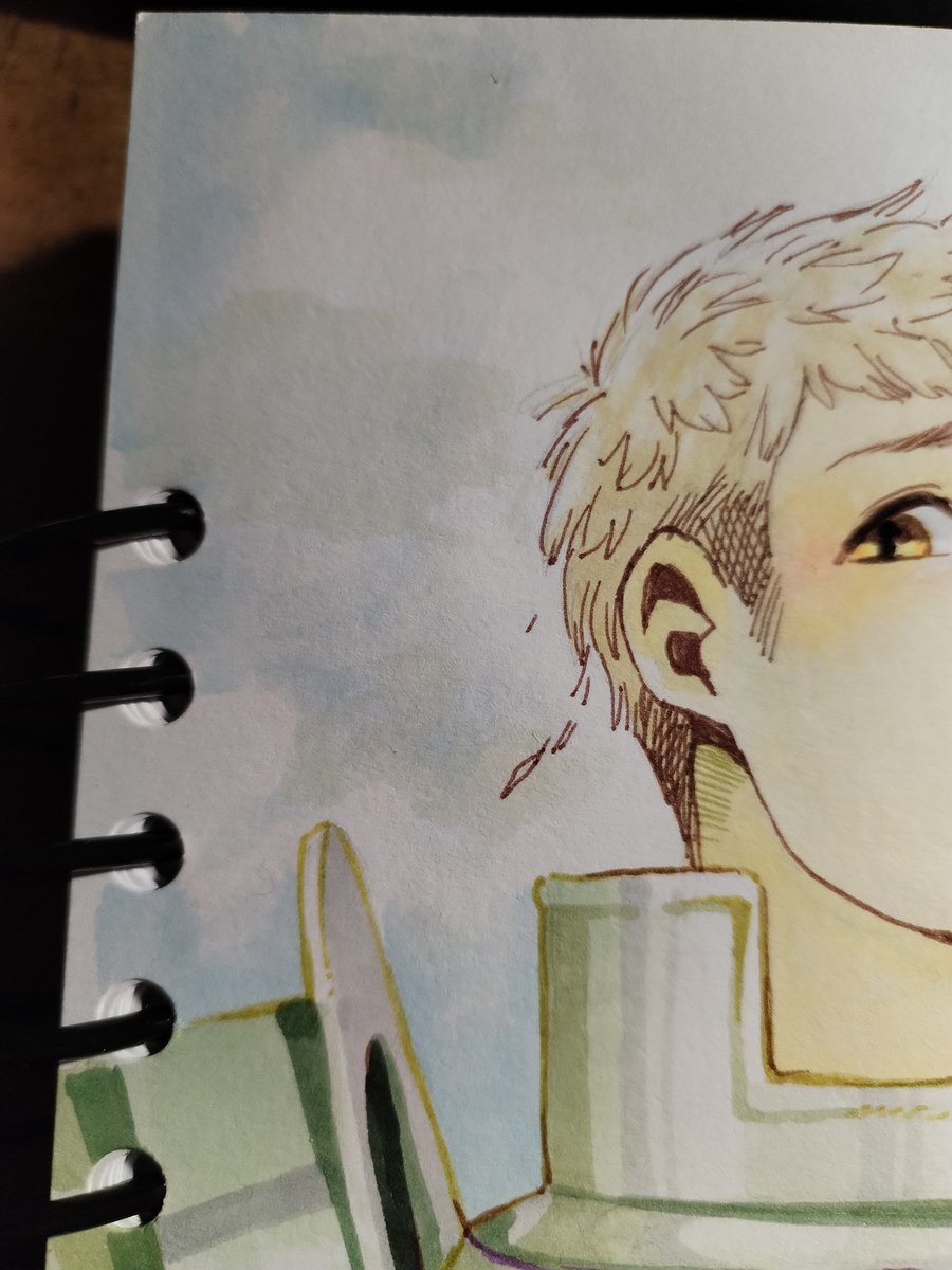 モラモン tweet media