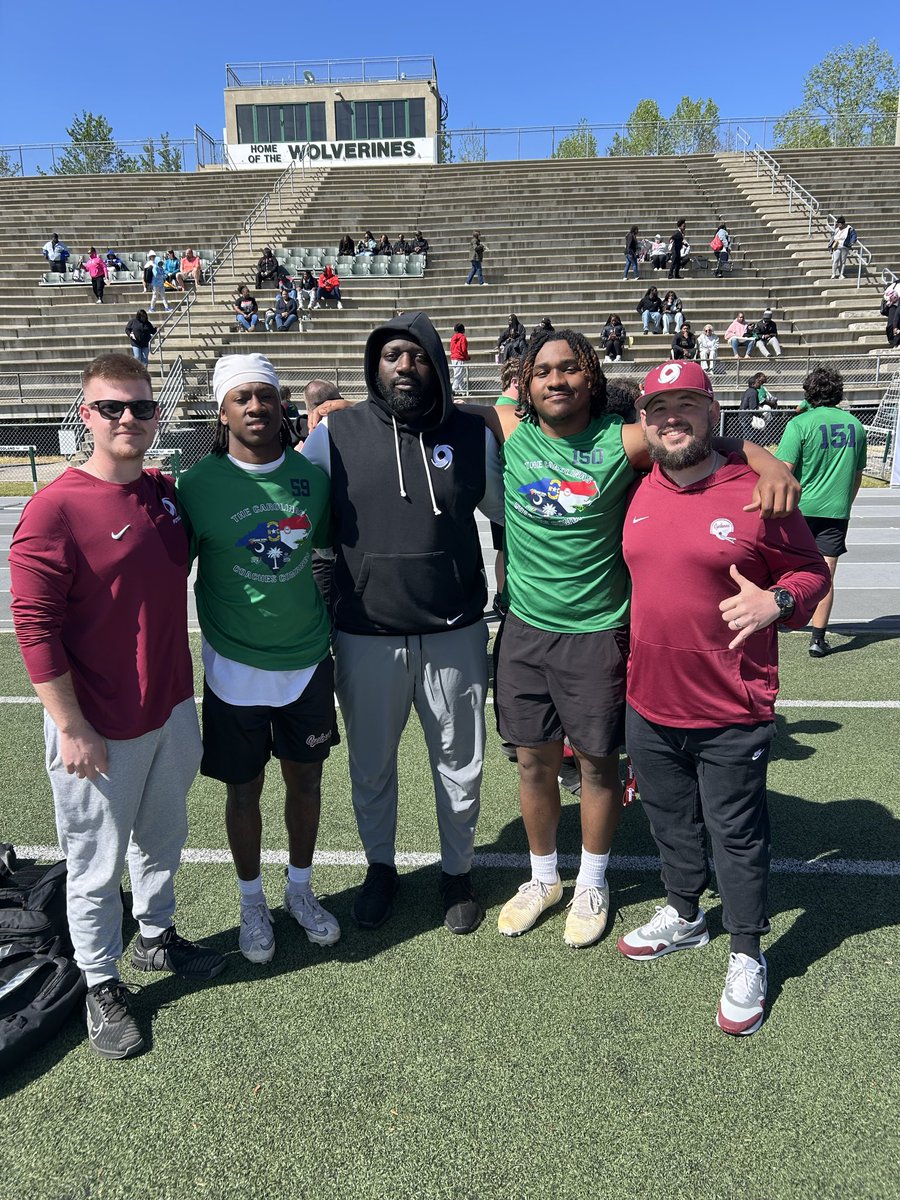 Coach_Neighbors's tweet photo. 𝐂𝐚𝐫𝐨𝐥𝐢𝐧𝐚 𝐂𝐨𝐚𝐜𝐡𝐞𝐬 𝐂𝐨𝐦𝐛𝐢𝐧𝐞🏈

Some of our ballers repped the PG hard today at Woodland HS for the Carolina Coaches Combine:

2027’s:
ATH @AmirChisol8 
DL @DavenBrown34 

2028:
LB @ChisolmAll37516 

2029:
LB @ShamarBrown135 

#TRUST🌪️ https://t.co/NbmZch8jeW
