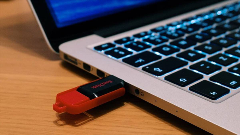InfinityWAB's tweet photo. Clés USB non détectées ≠ ports HS.

Ici : ports OK, mais services système désactivés par un logiciel.
Apret correction du systeme → tout refonctionne.
👉 Tous les problèmes ne sont pas matériels.

#InfinityWAB #BurkinaFaso https://t.co/uvI67CbdKb