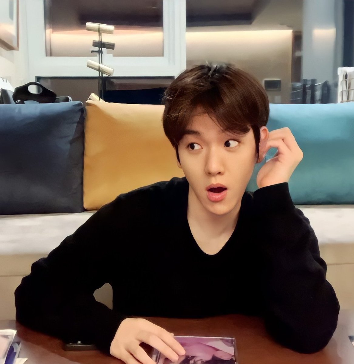 백현이 tweet media