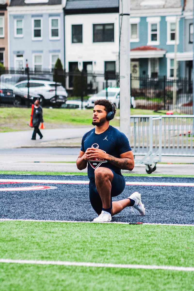 HOWARD FOOTBALL tweet media