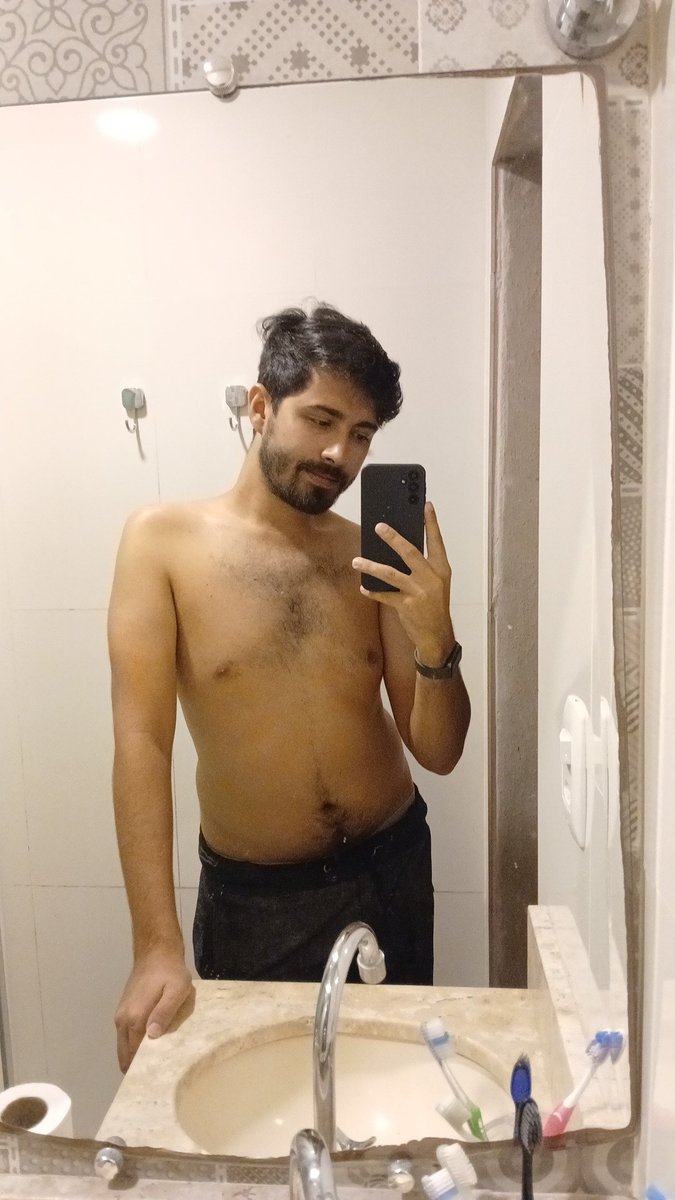 Avery 🐼 tweet media