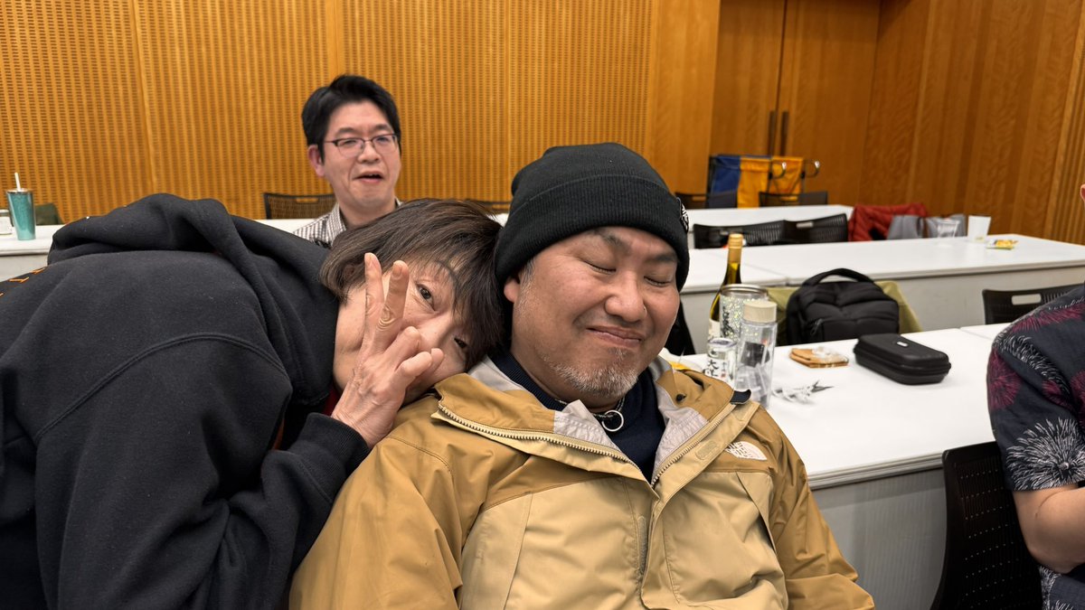 頃助＠巣鴨三ツ矢印 tweet media