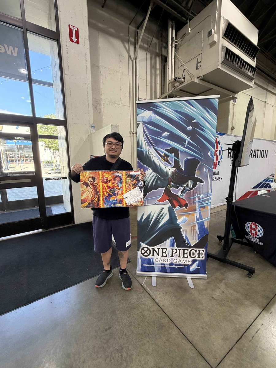 Gabe itches tweet media