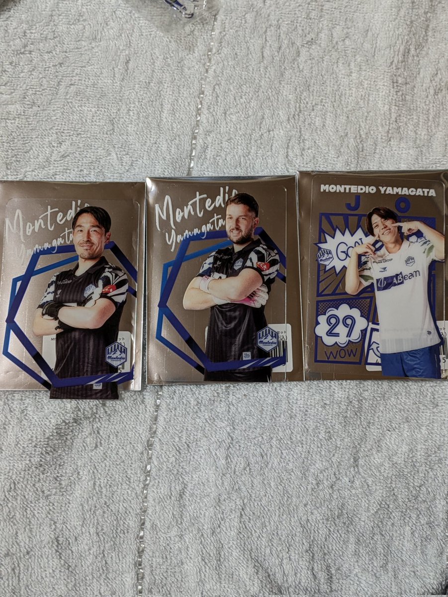 にこぱん tweet media