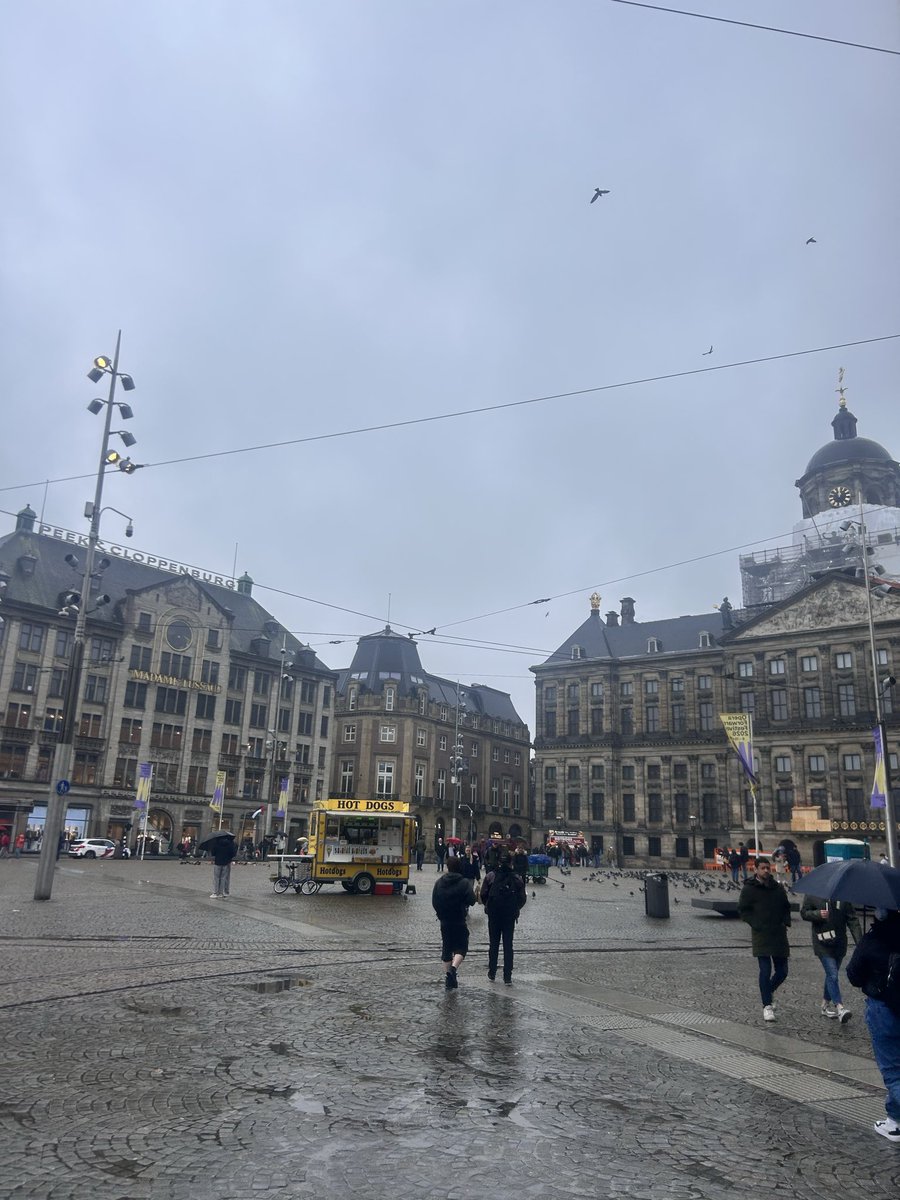 silakr_'s tweet photo. ☔️☔️☔️ https://t.co/IuX7tYlNEH