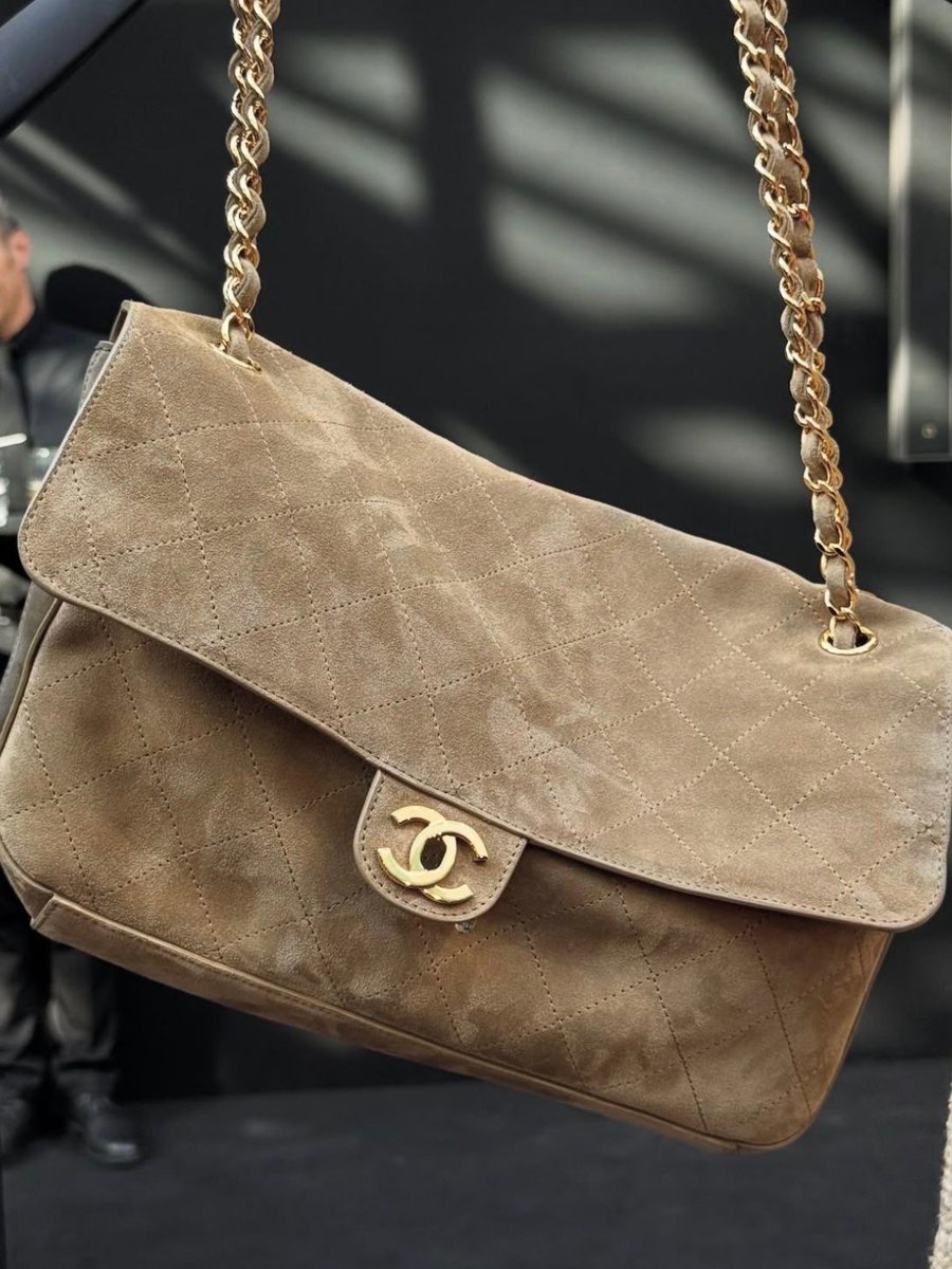 B ☆ ♡ tweet media