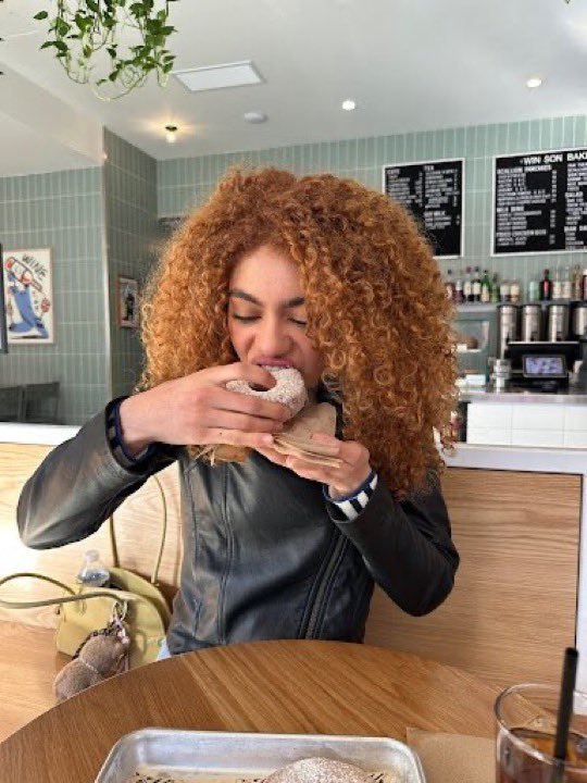 maria 💌 zara larsson's ashtray tweet media