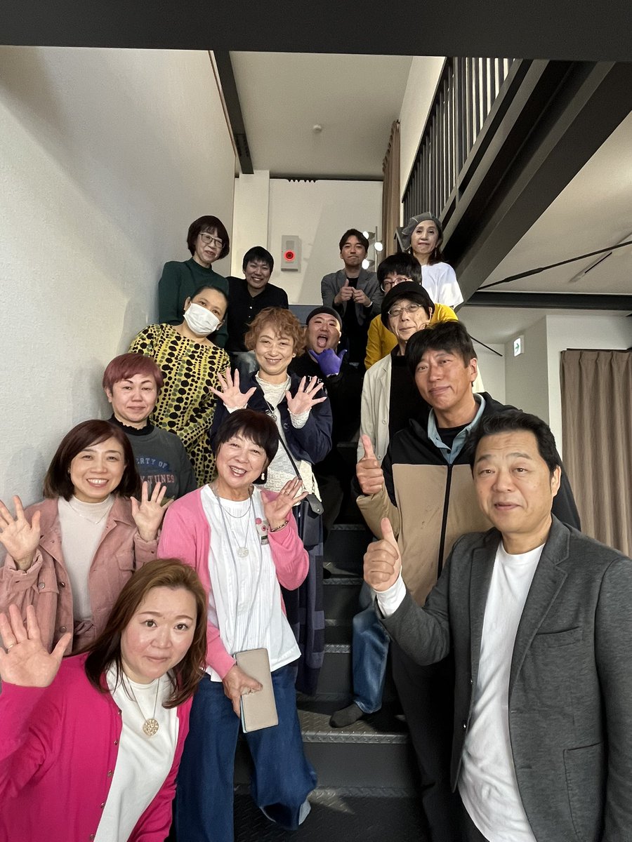 Akalenn's tweet photo. 昨日は弊社でマルシェを開催させて頂きました♪
約100名のご来場様に来て頂きました😆
めちゃくちゃ楽しませていただきました♪
参加された方々に感謝感激でした🤩
次回は6月最終日曜日に開催します😆 https://t.co/fM1oHvVw13