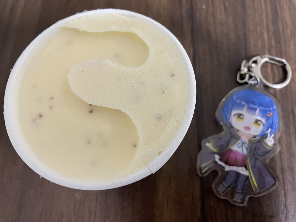 わたりたま🍨🍶2026年こそゲーム1万本販売！いつも朝アイス食べるVTuber tweet media