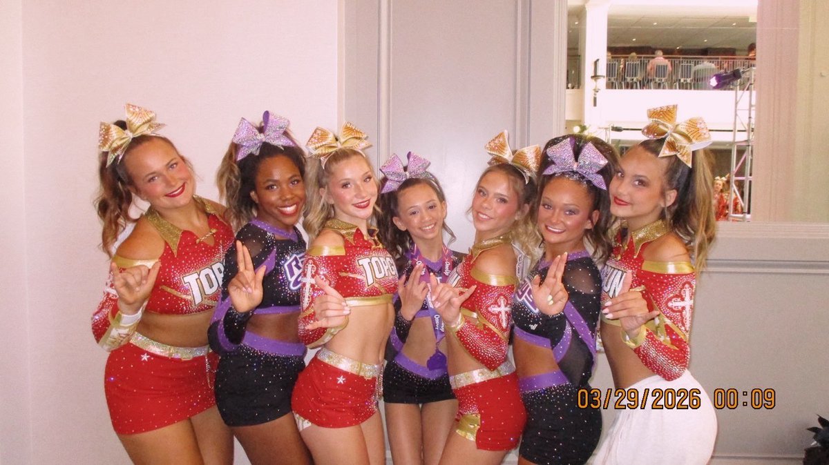 Lacy Cooper tweet media