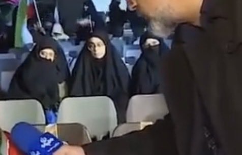 پری‌سا tweet media