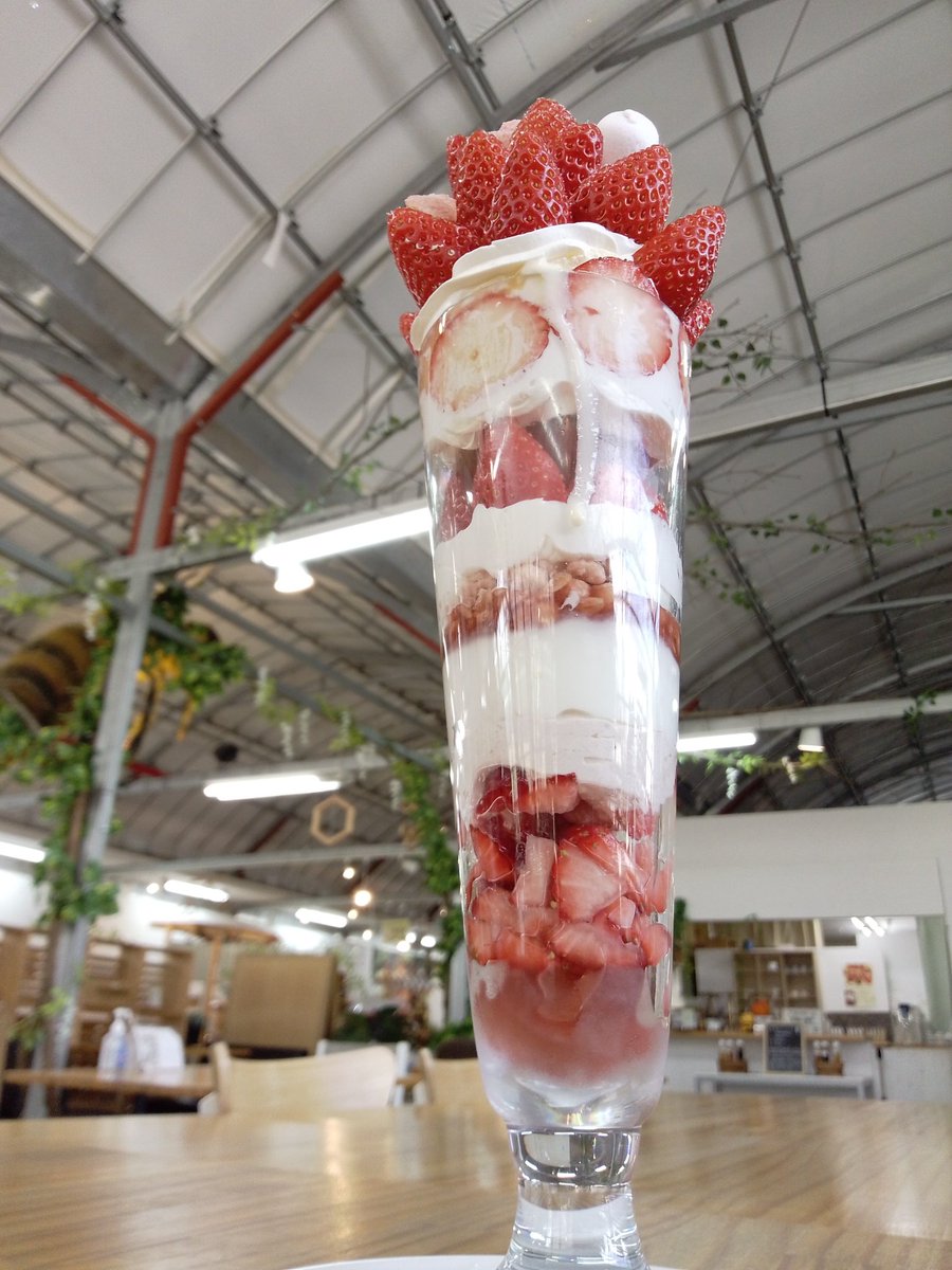 ポリテック株式会社★清掃業★ビルメンテナンス tweet media