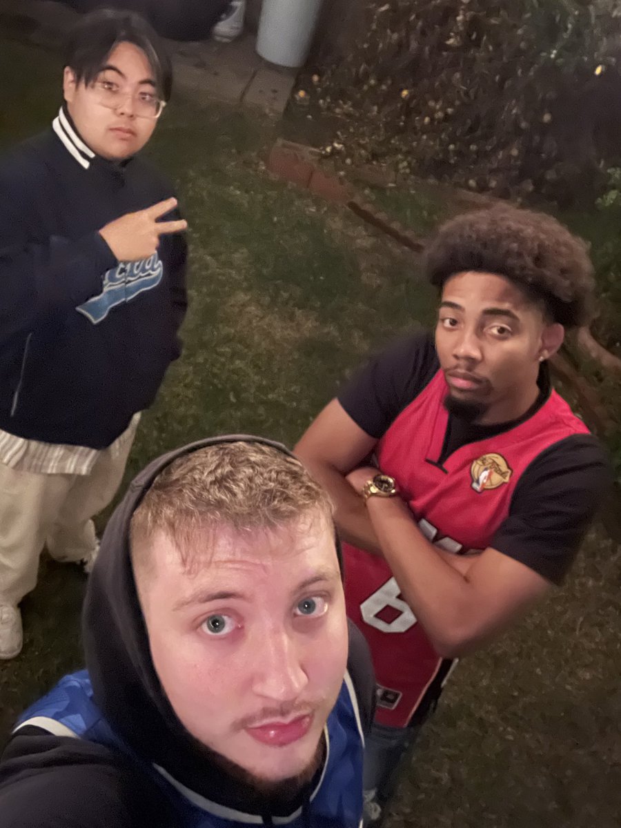 𝒸𝑜𝑜𝓅 tweet media