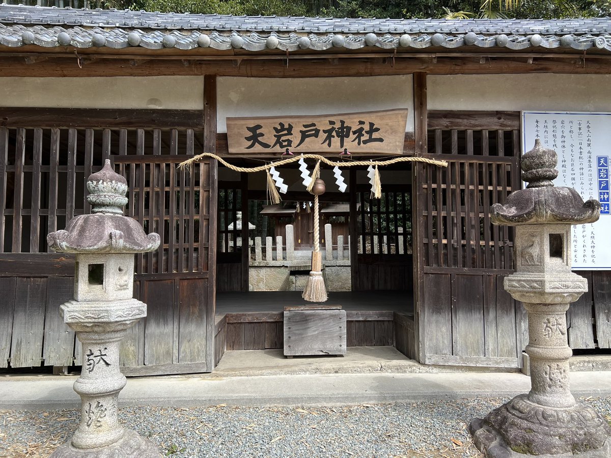 クマ子 tweet media