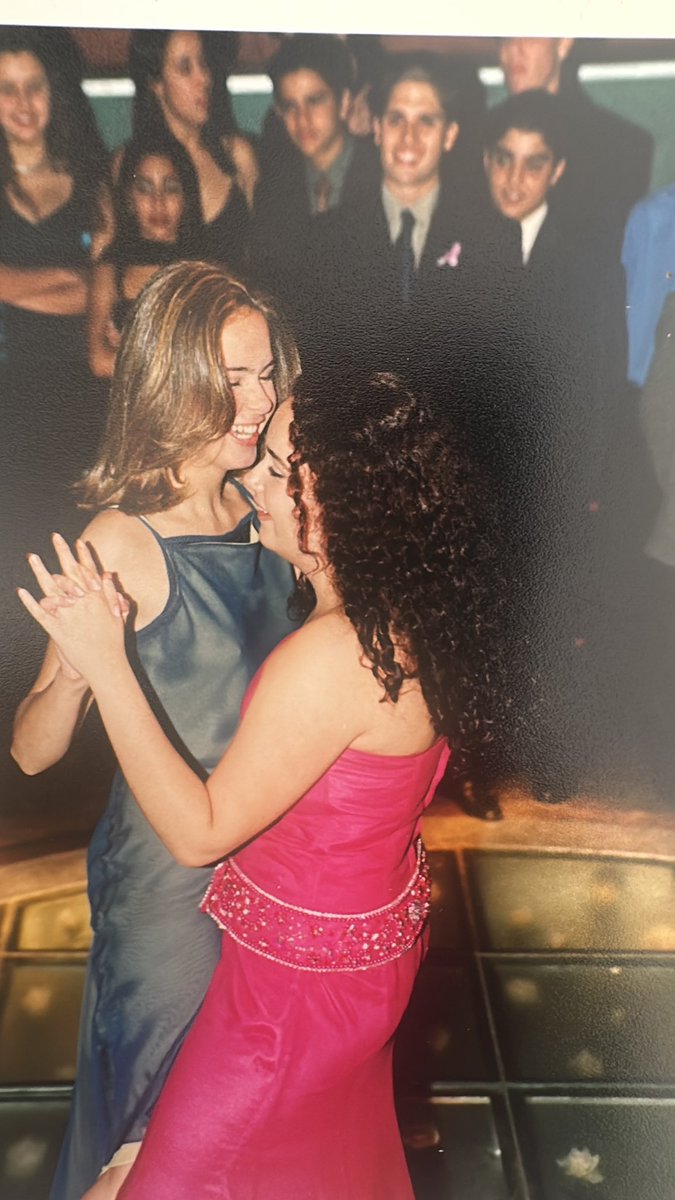 Cida Renault tweet media