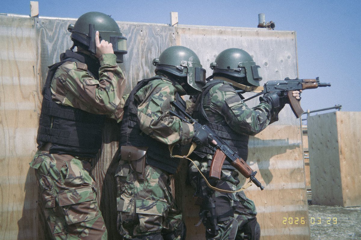 昨日はAK祭に参加してきました。
ゲーム中は初めてのシューター風で遊んで、撮影タイムに着替えましたw
altyn＋CTTの合わせができて良かったです😊（photo:Nさん）
#AK祭り