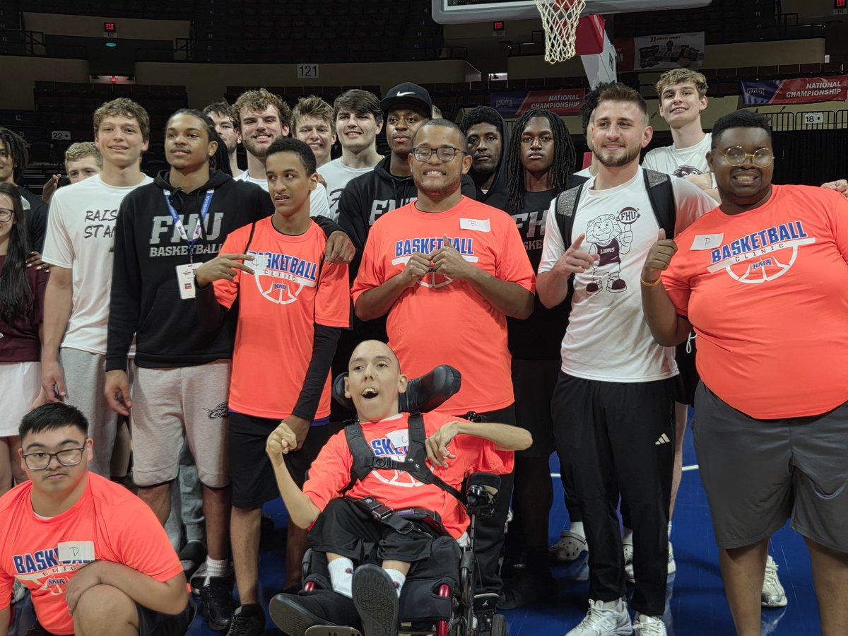 edfranco2020's tweet photo. JC Harmon students attended a Final Four clinic at Municipal Auditorium on March 22! From a 3-point shootout to skill stations and a fun dance-off, it was an unforgettable experience. Shoutout to our JC Harmon Unified Sports participants &amp; Coach Susan Borsela! https://t.co/gqnNSXvIod