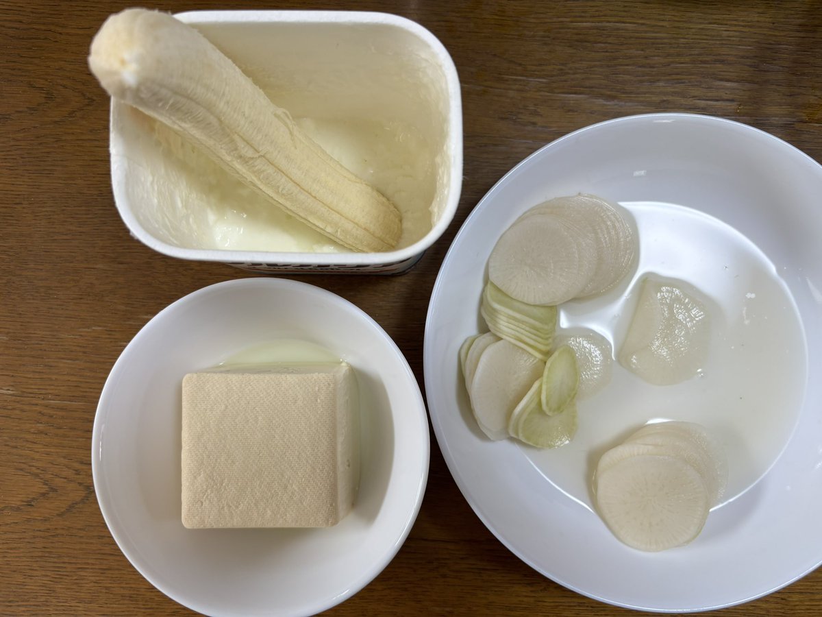 ねむるねこ tweet media