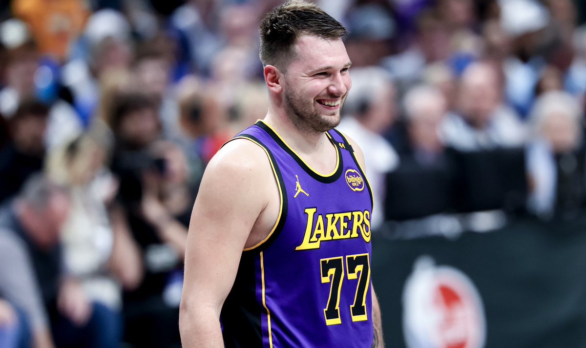 𝒃🏀 tweet media