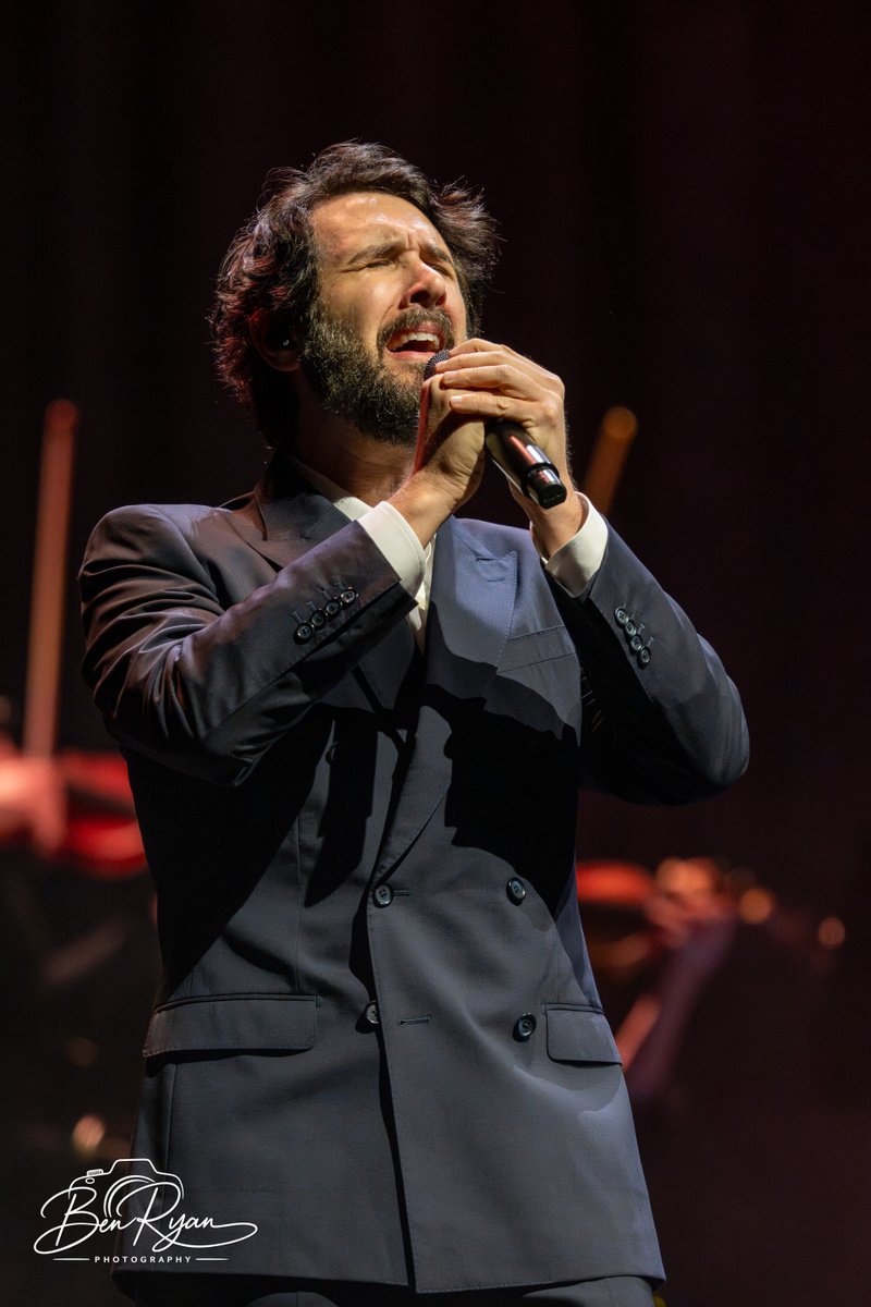BenRyanPhoto's tweet photo. @joshgroban  playing Dublin for his GEMS World tour at the @3ArenaDublin tonight... What a night, what a showman https://t.co/dUT96ZYjSU