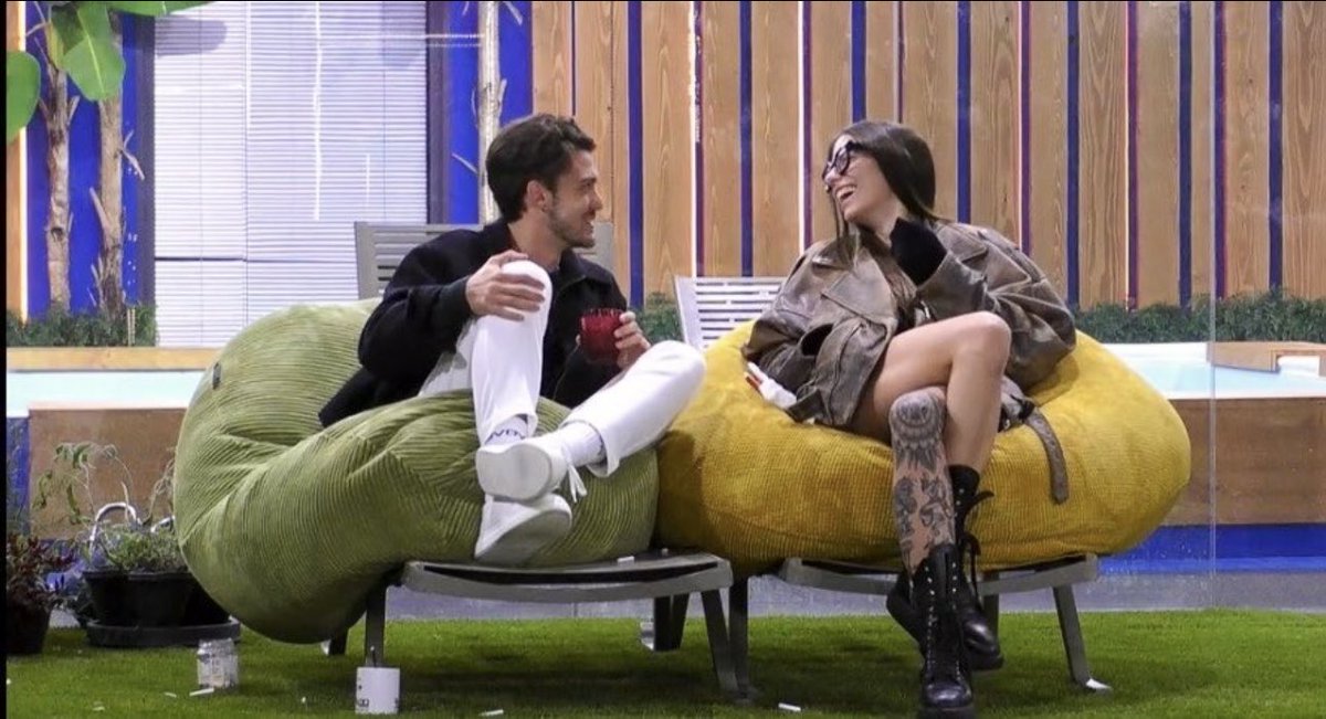 Raggio più lungo - Jonita era tweet media