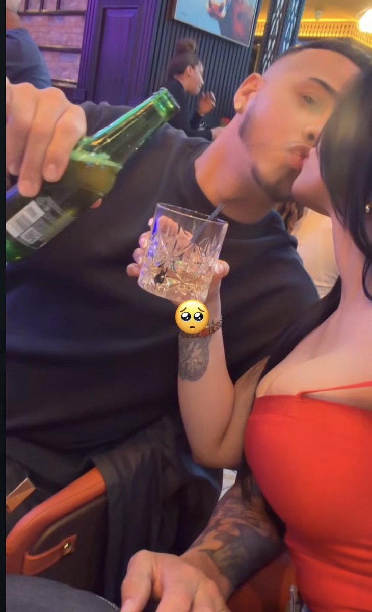 ℂ𝕆ℝℝ𝕀ℙ𝕀𝕆 tweet media