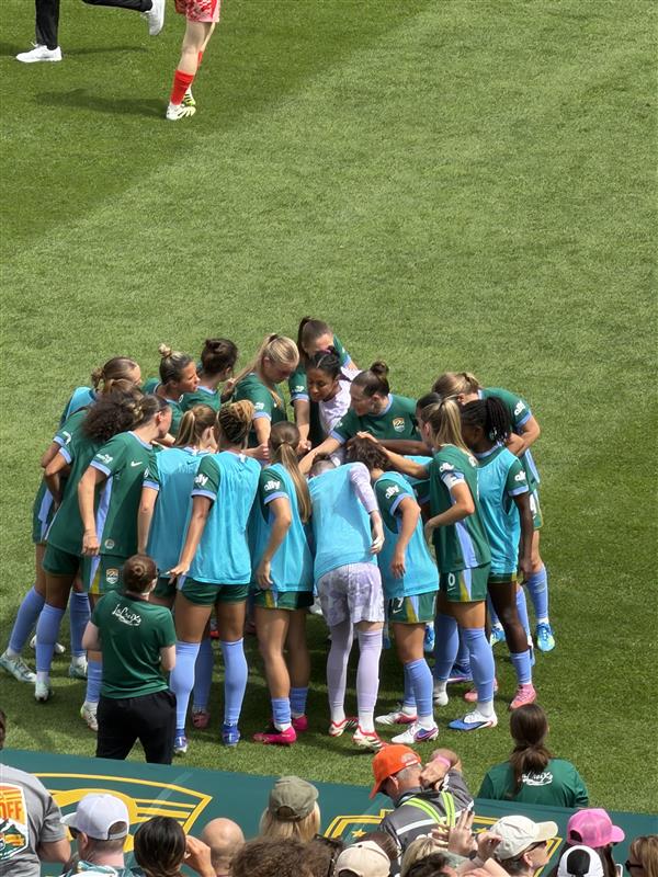 ArielInvests's tweet image. 63,000+ fans strong.

History made at @denversummitfc’s home opener—a new league attendance record and a powerful statement for women’s sports. 

Proud to stand with this team, our fans and this city.

#DenverSummitFC #NWSL #ProjectLevel