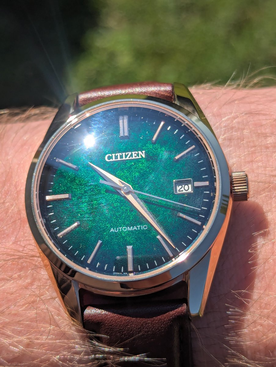 GoonerJacksSD's tweet image. Any watch enthusiasts that follow me? Citizen JDMs are incredibly underrated. I got these two beauties last year. The blue one goes for less than $1k. Not only are they great to look at they keep great time. #CitizenWatch