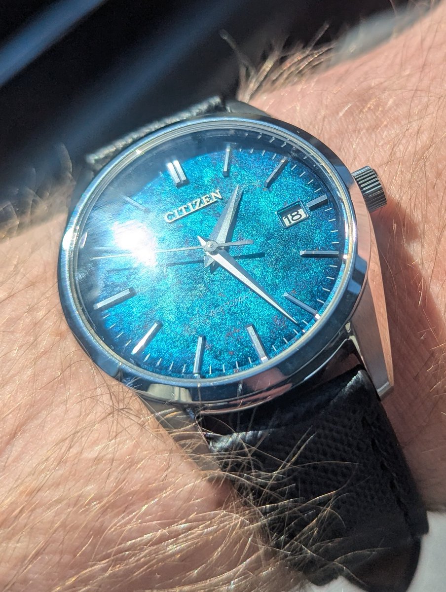 GoonerJacksSD's tweet image. Any watch enthusiasts that follow me? Citizen JDMs are incredibly underrated. I got these two beauties last year. The blue one goes for less than $1k. Not only are they great to look at they keep great time. #CitizenWatch