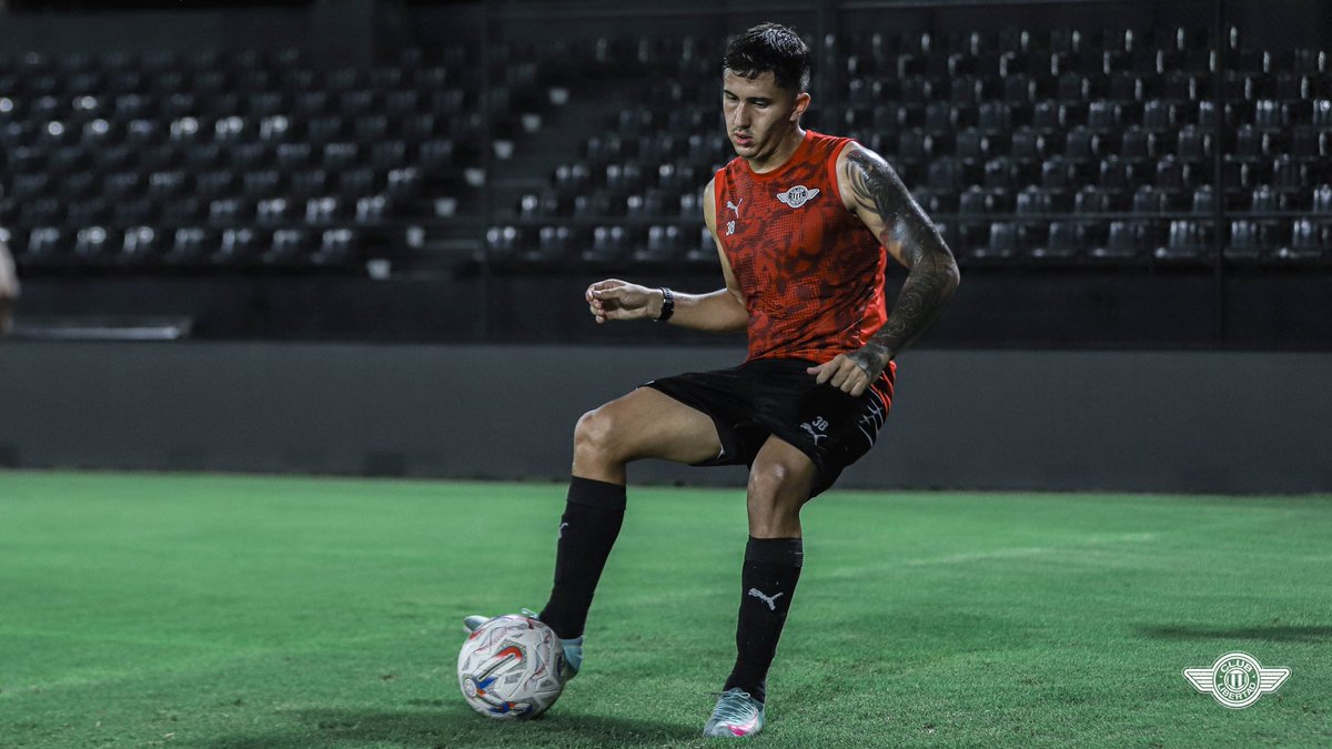 Club Libertad tweet media