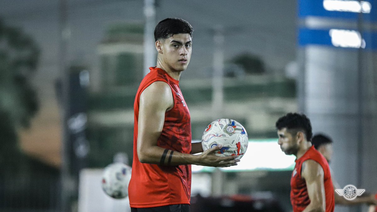 Club Libertad tweet media