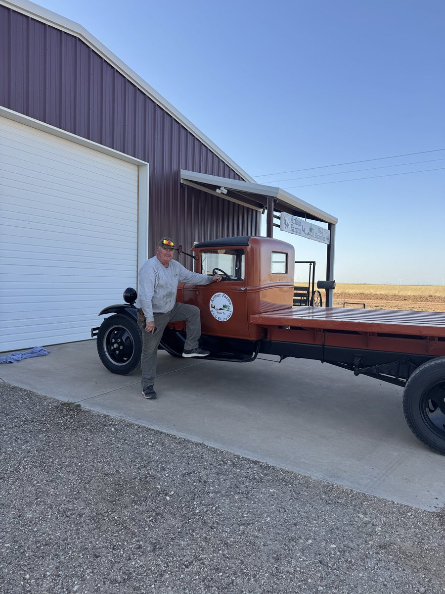 Lloyd Arthur tweet media