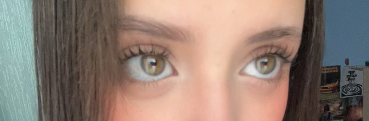 caroline tweet media